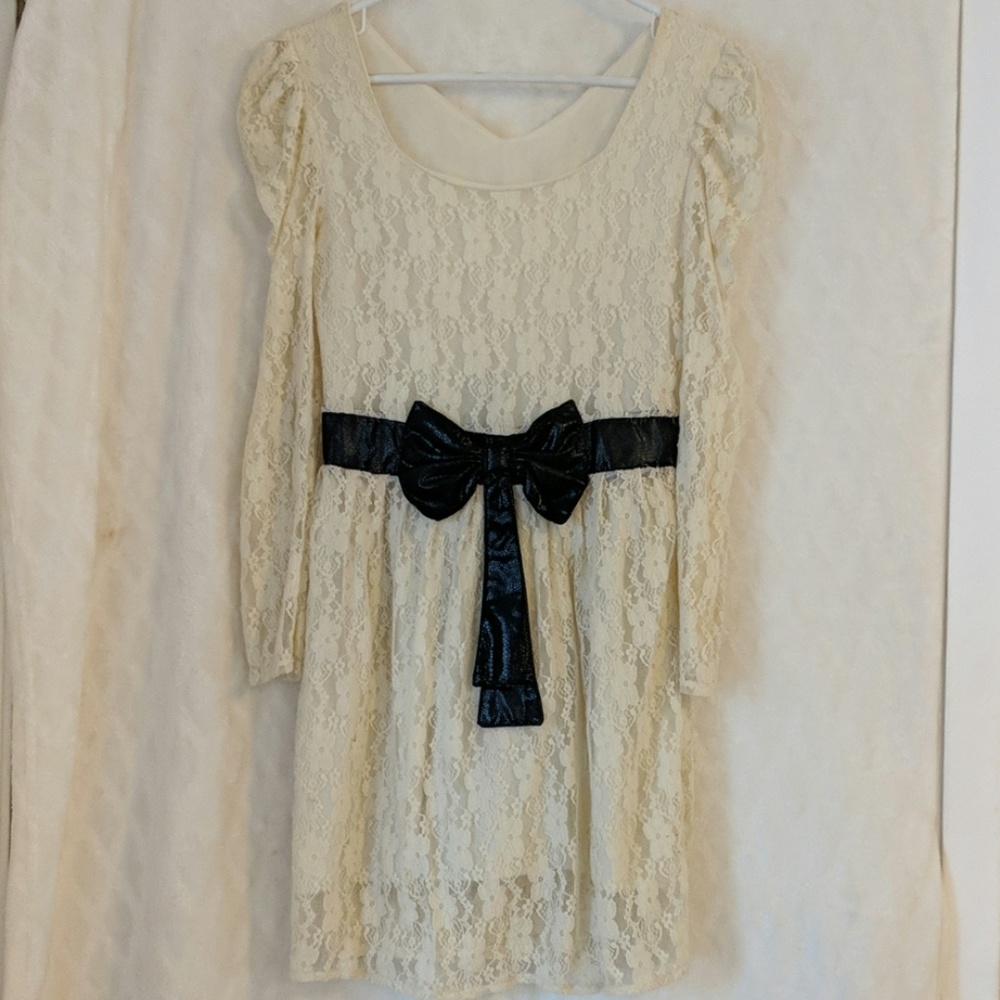 White Lace Bow Dress